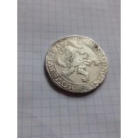 Редкий и красивый лёвендальдер 1589 года