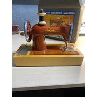 Детская швейная машинка ДШМ 1