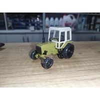 Трактор СССР,цвет!!!С рубля