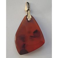 Кулон. Натуральный янтарь. 70-е годы. Клеймо