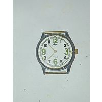 Часы механические  ЛУЧ , с рубля