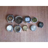 Механизмы и запчасти часов.