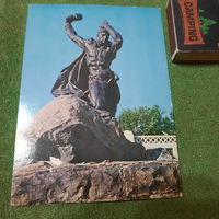 Мурманск памятник Герою Советского Союза Анатолию Бредову, Москва 1977г.