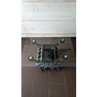 Журнальный столик, стол из двигателя V8 автомобиля