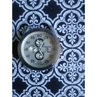 Часы наручные.  Состояние на скане. В коллекцию,ремонт,на запчасти.