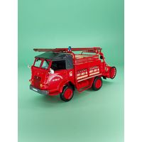 Renault R2087 VPI от  Hachette Collections 1:43