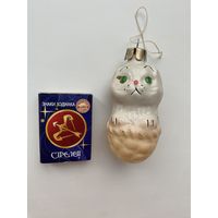 Елочная игрушка. Котенок в лукошке.