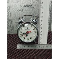 Будильник Perfect механический. 2. 80-е годы. Рабочий. Уверенный ход.