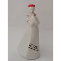 Девушка с цветком. Редкая. Рига.