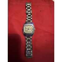 Ракета. на ходу.