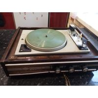 Электрофон Акорд на реставрацию...Без почты.