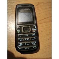 Мобильный телефонНокиа 1208  Аукцион 7 дней Старт с 3 Бел. руб.  Работоспособность неизвестна.