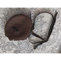 Чехол и обвес на позднюю стальную флягу.