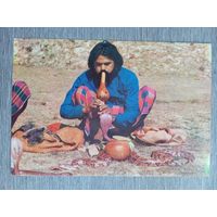 Этнография. Индия. Заклинатель змей