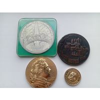Медаль настольная , разные