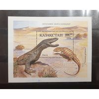 Казахстан. 1994 год. Фауна. Рептилии. Варан. Блок (130)