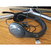 Наушники безпроводные Logitech H800.