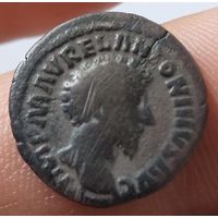 Римская империя,Марк Аврелий денарий (7)