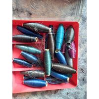 Нитки старт с 5 руб на 2х фото