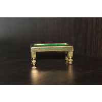 Декоративная, миниатюрная фигурка бильярдного стола.