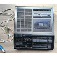 РЕДКИЙ магнитофон PHILIPS.Включается.