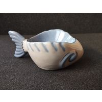 Солонка (пашотница) Рыбка, фарфор. Бронницы, СССР