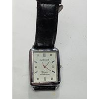 Часы кварцевые COSMOS