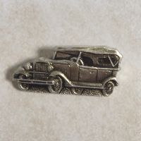 Значок. Автомобиль ГАЗ-А. Ретро СССР.