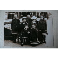 Император Николай II и императрица Александра Федоровна с детьми на яхте "Штандарт"; 2015, чистая, изд. Санкт-Петербург.