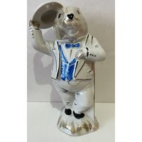 Бобр. Статуэтка "Дружище бобёр" (с позолотой). Фарфор.  АУКЦИОН не с рубля без МПЦ.  ДФЗ