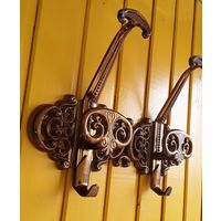 Вешалка для одежды настенная