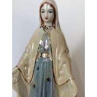 Фарфоровая статуэтка Дева Мария