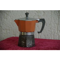 Кофеварка гейзерная