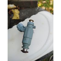 Топливная форсунка 35310-38010