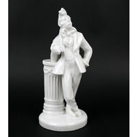 Статуэтка 'Хлестаков', фарфор, глазурь, ЛФЗ, CCCР, 1950-е гг.