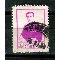 Иран - 1955/1956 - Шах Мохаммед Реза Пехлеви 5R - [Mi.953] - 1 марка. Гашеная.  (Лот 9JD)-TG2P1