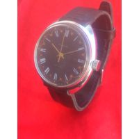 Часы РАКЕТА 2608 ВЕРНИСАЖ из СССР РЕДКИЕ