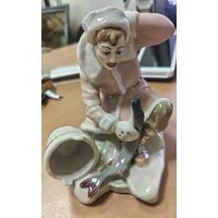 Антикварная фарфоровая статуэтка -  Емеля со щукой Минский ФФЗ