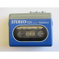 Стереофонический персональный кассетный плеер "Yatachi". Япония. м