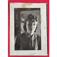 Фото женщины. 1930-е г. 6х9 см
