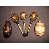 Ложки хохлома,ваза-берёзка,бочёнок  из натурального дерева СССР.С рубля.