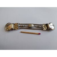 Застёжка украшение для кардигана и другой одежды.