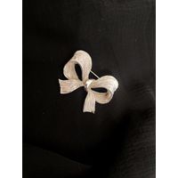 Брошь, бантик