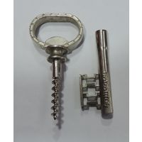 "Ключ - штопор, открывалка. Саратов" СССР.