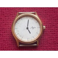 Часы Луч Пионы Нюд Республика Беларусь. На ходу.