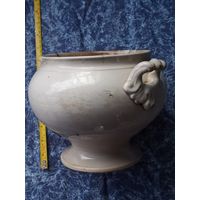 Винтажная фаянсовая супница.