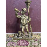 Полнотелая бронзовая статуэтка, фонарщик, пьяница, Европа, много лотов с рубля