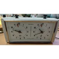 Часы шахматные. Янтарь на экспорт. Исправные.