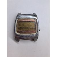 Часы . Электроника . толстый корпус. С рубля без МЦ.