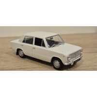 ВАЗ-2101 "Жигули". Автолегенды СССР